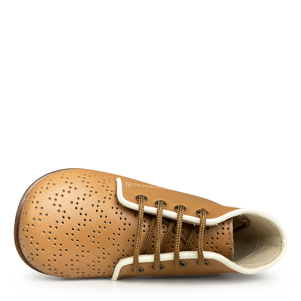 Lace-up shoe cognac