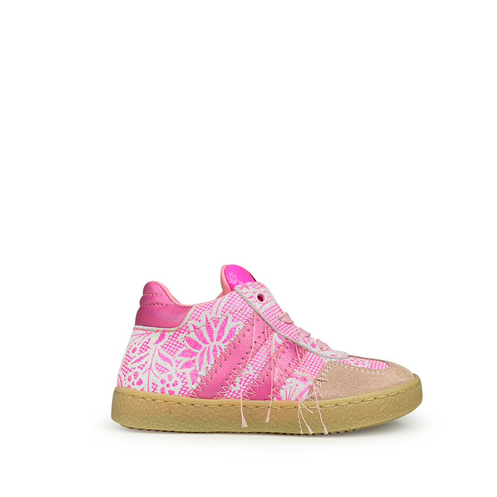 Roze sneaker