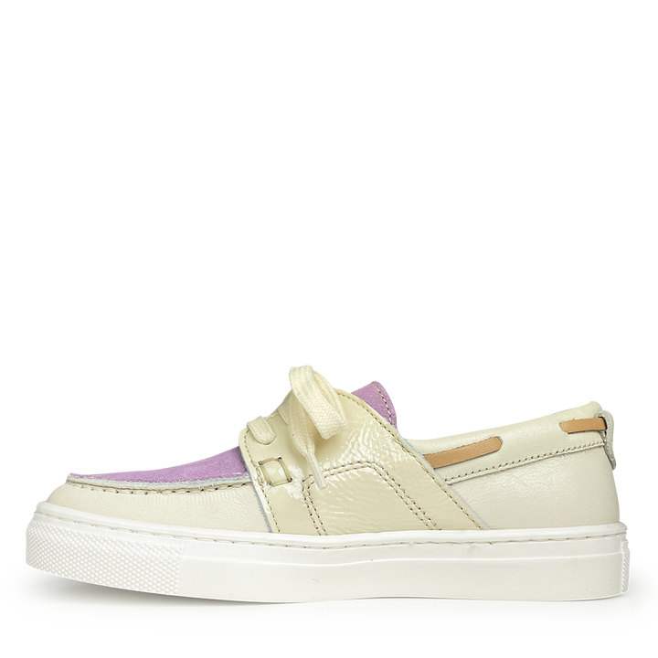 Boat shoe white purple