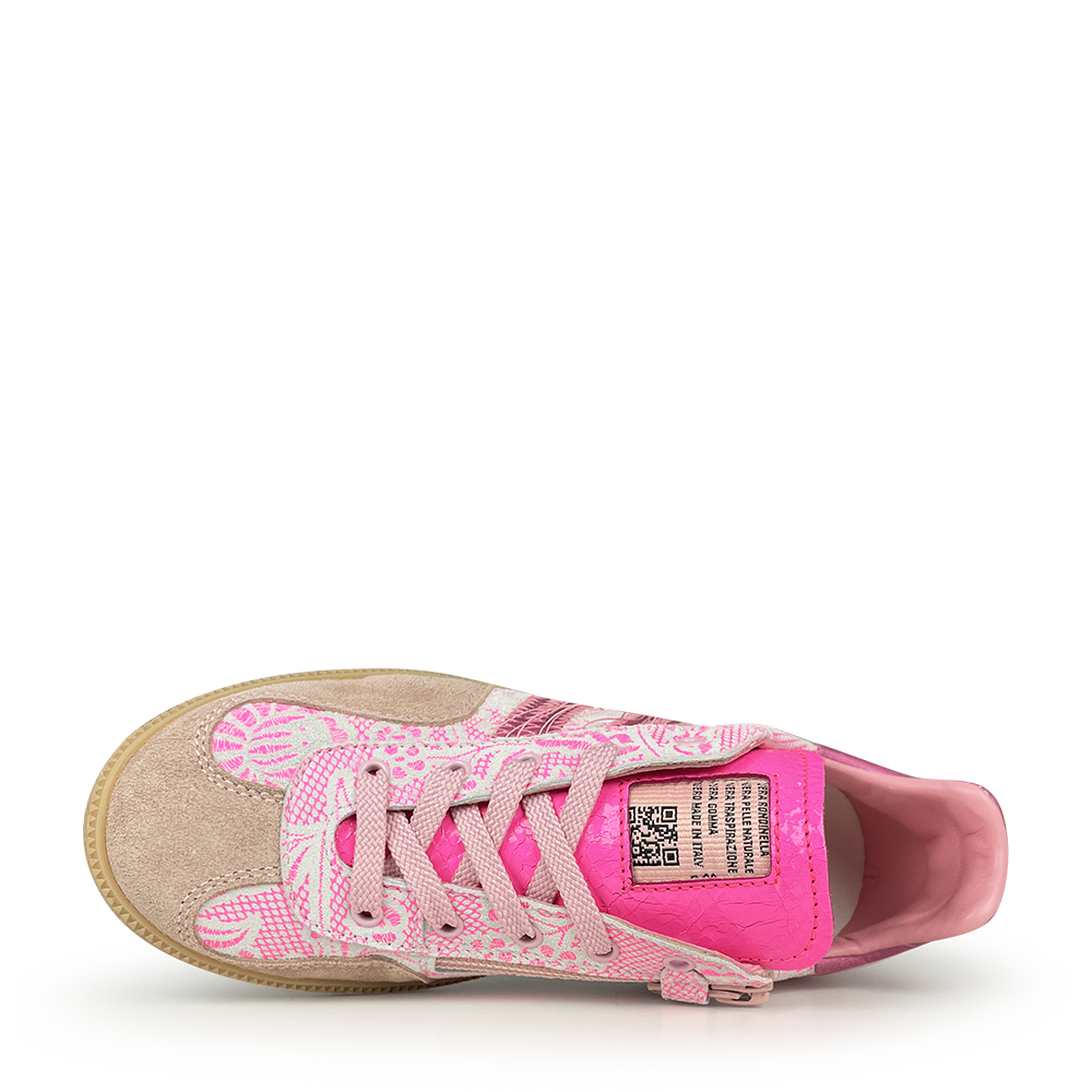 Roze sneaker