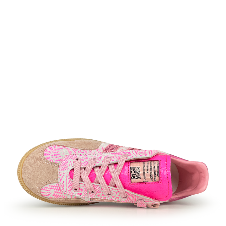 Roze sneaker