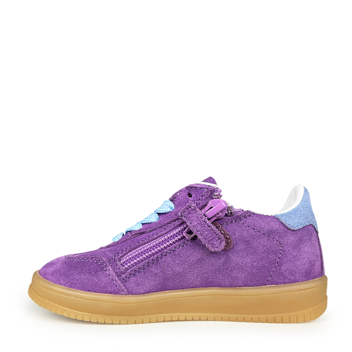 Sneaker purple