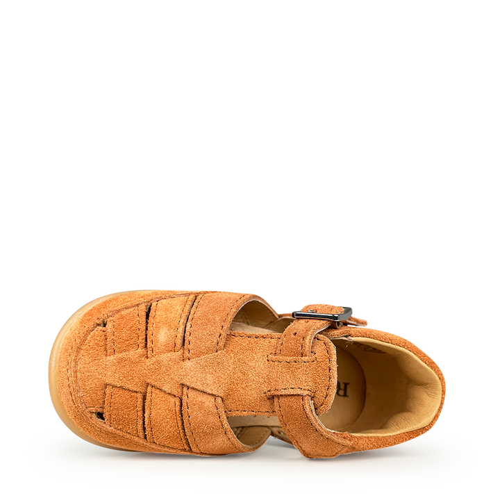 Closed sandal