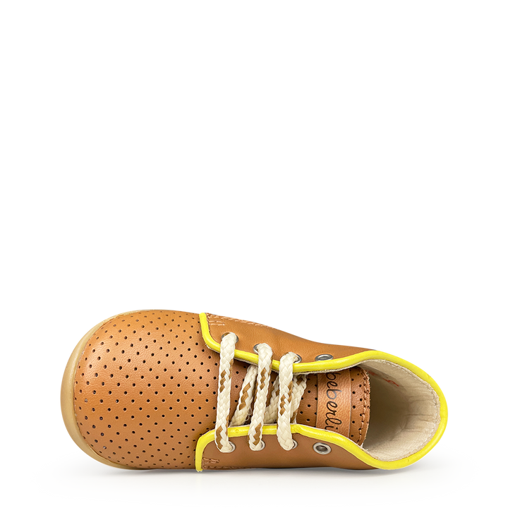 Lace-up shoe camel