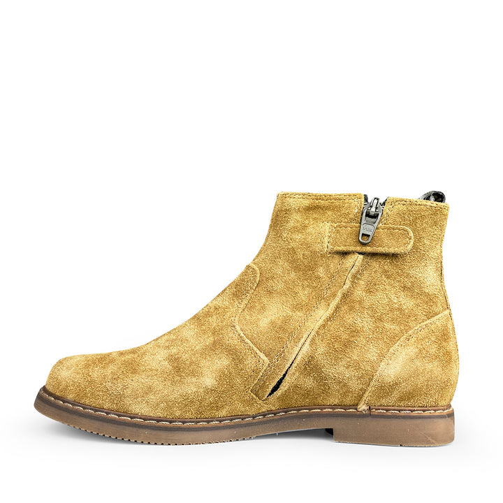 Short beige boot