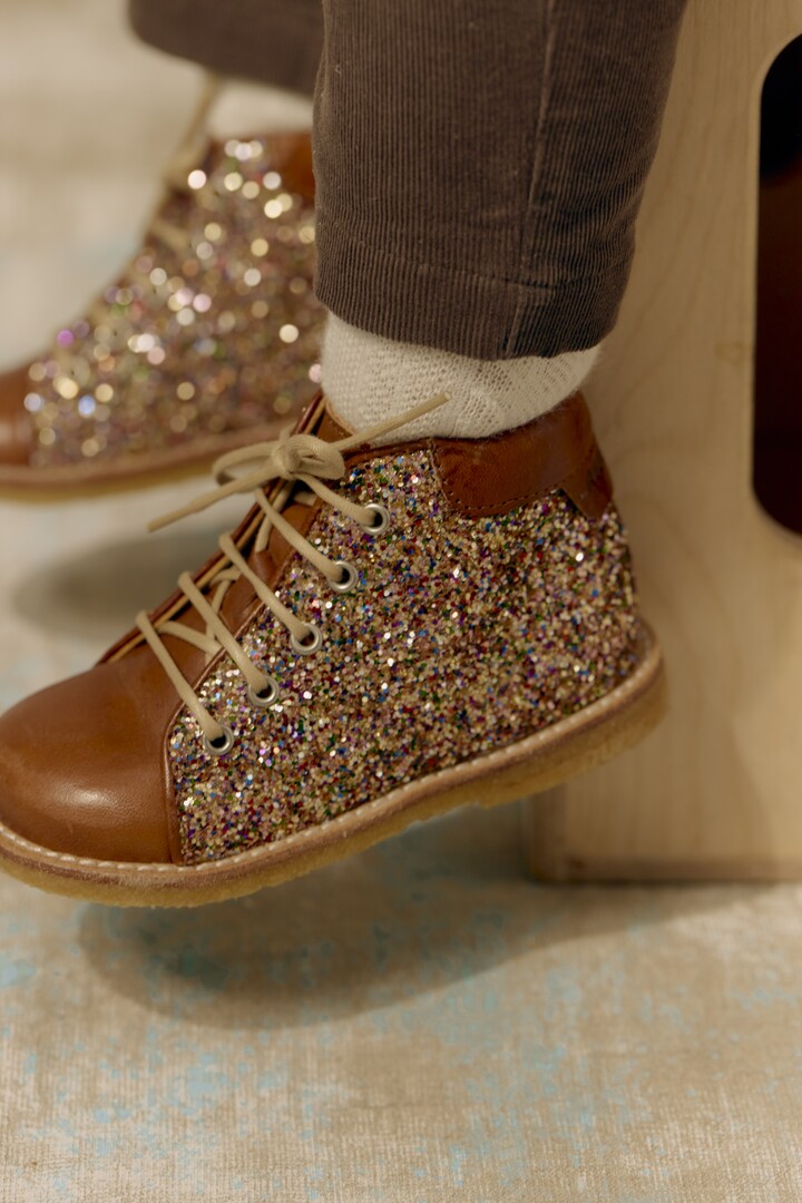 Cognac glitter ankle boots