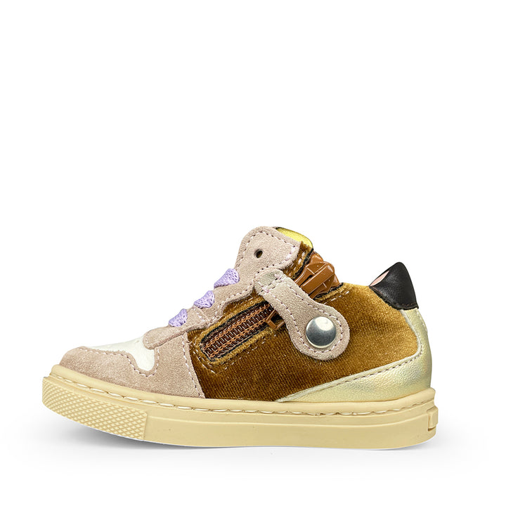 Sneaker with purple and brown