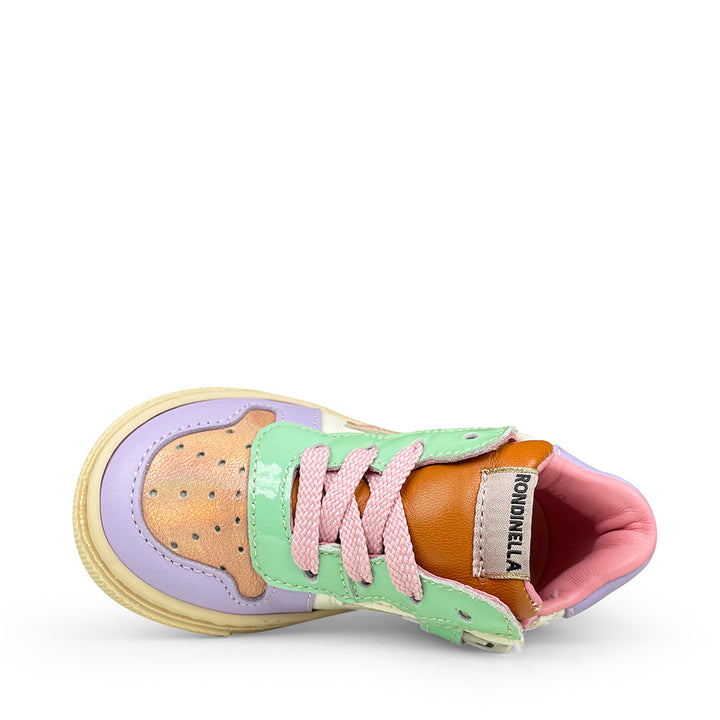 Witte sneaker met pasteltinten