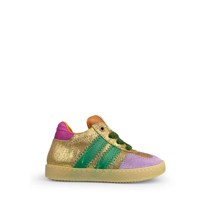 Gold sneaker with green