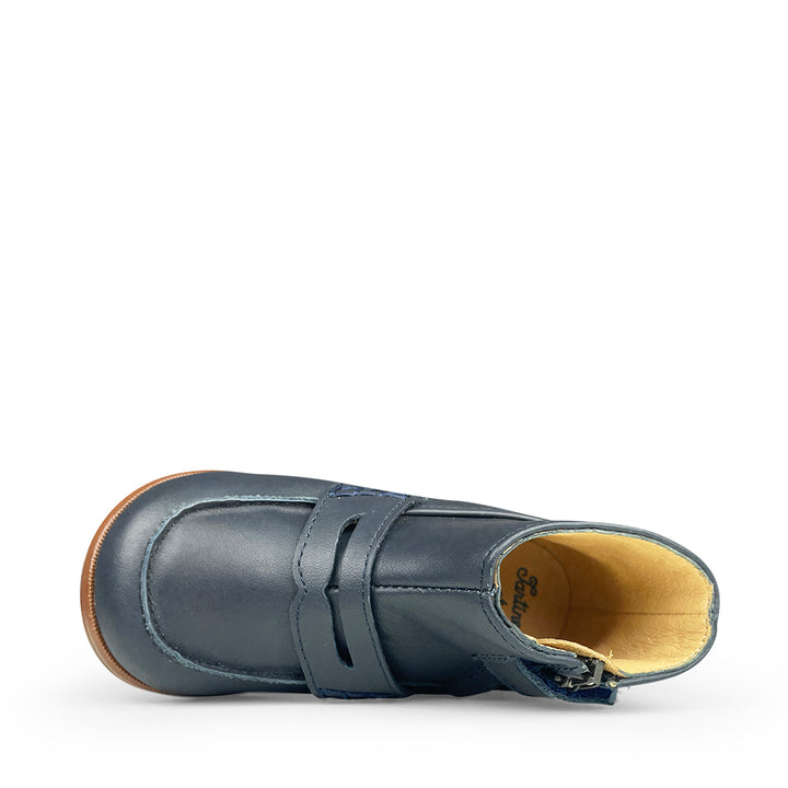 Navy mocassins