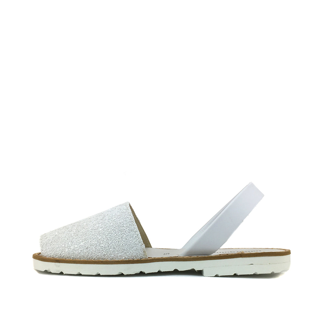 Sandal white