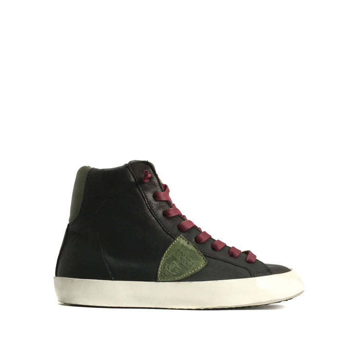 High-top sneaker in black and green