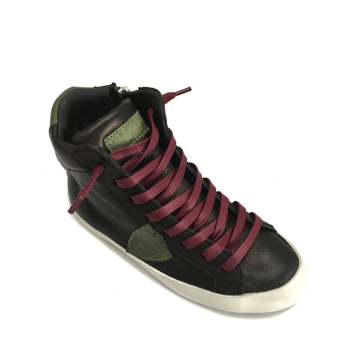 High-top sneaker in black and green