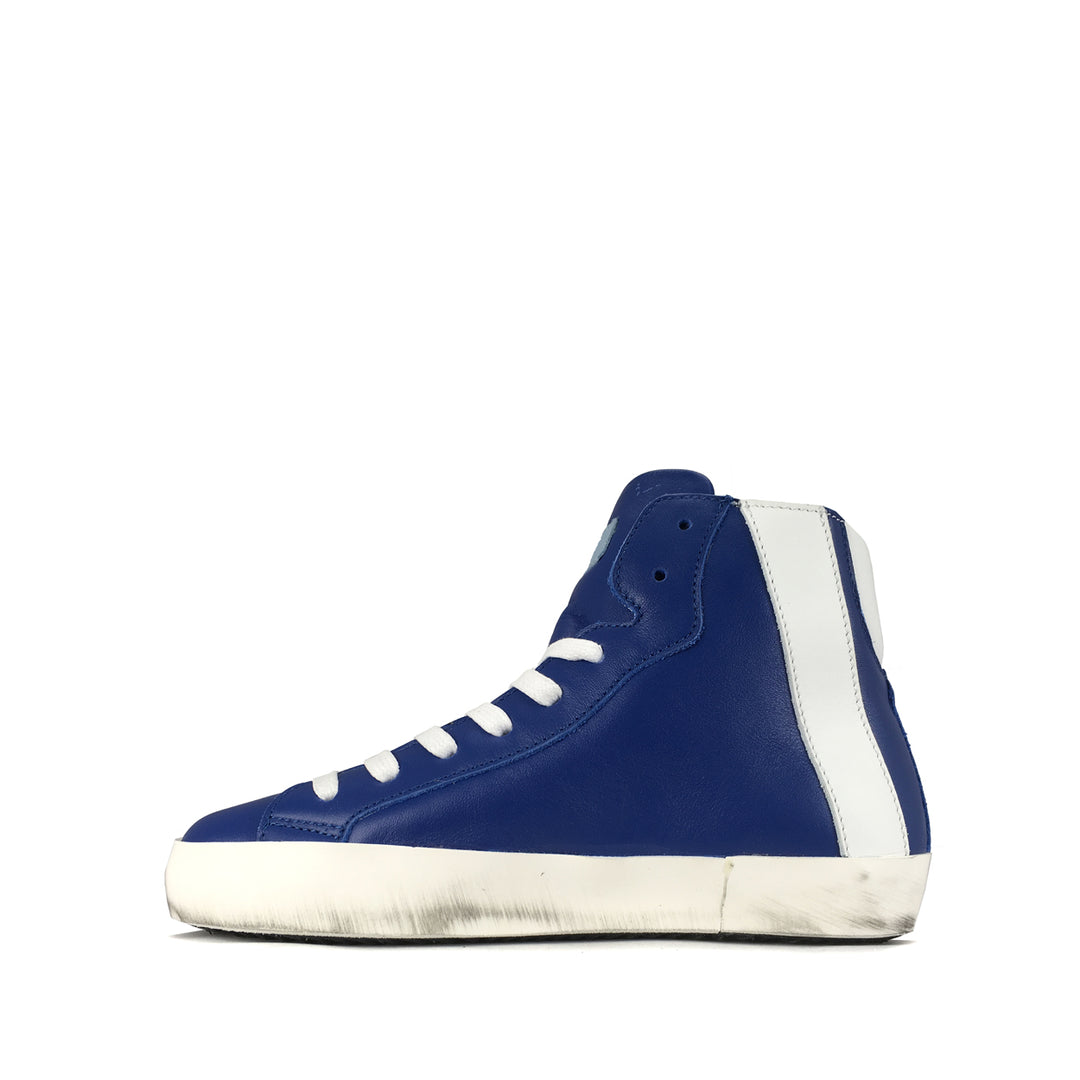 High-top sneaker in shades of blue and white