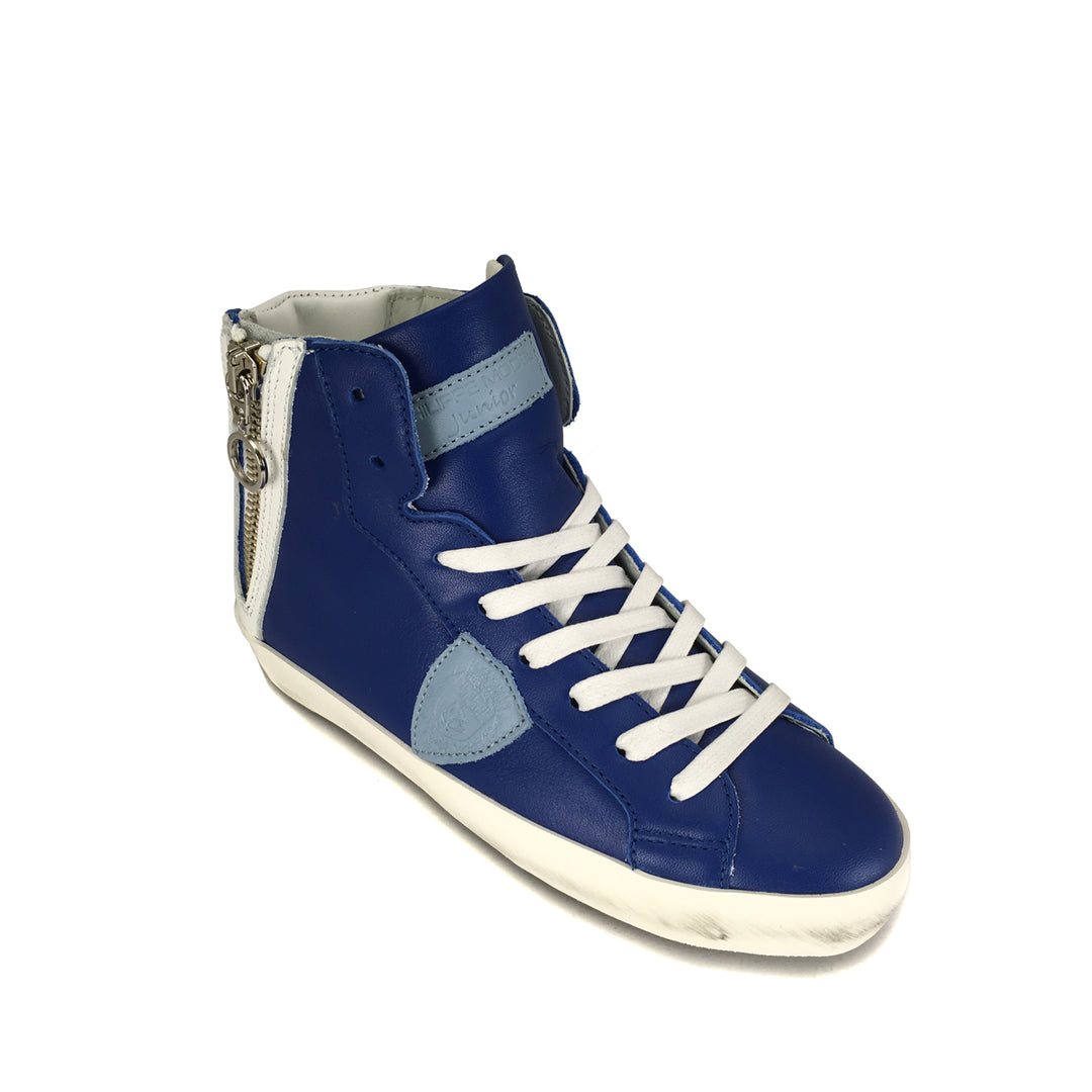 High-top sneaker in shades of blue and white