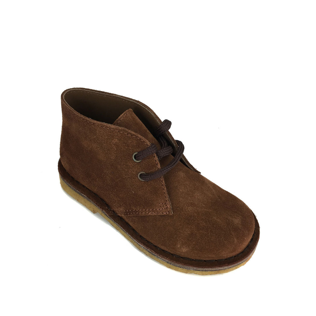 Desert boot in brown suede