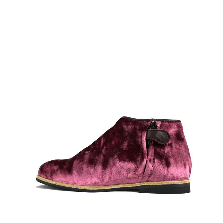 Boot wine red