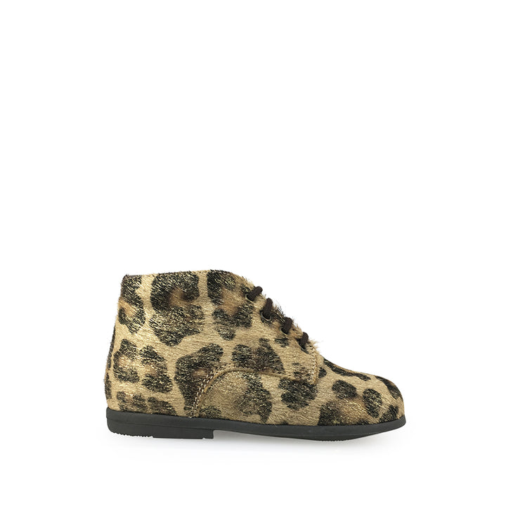 Ankle boots in pony leopard