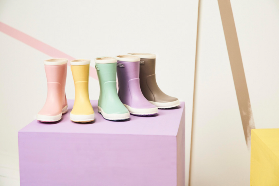 Rain boots pastel pink