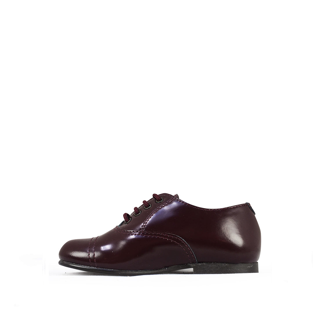 Lace-up shoe burgundy