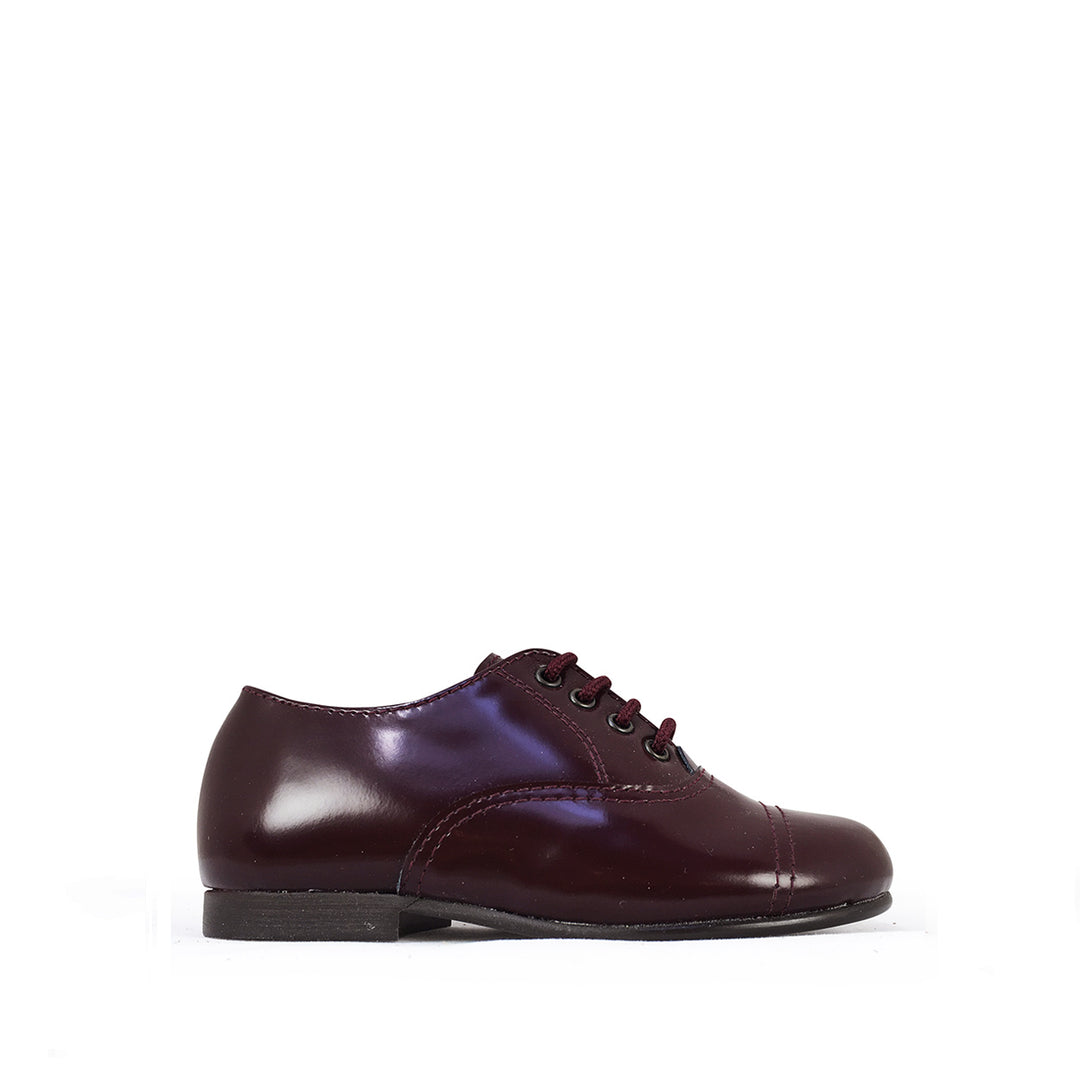 Lace-up shoe burgundy