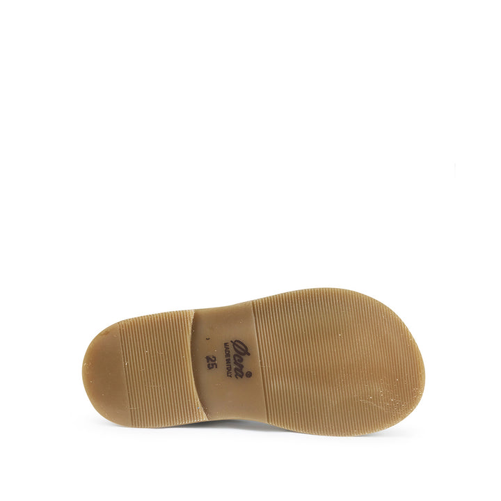 Sandal brown