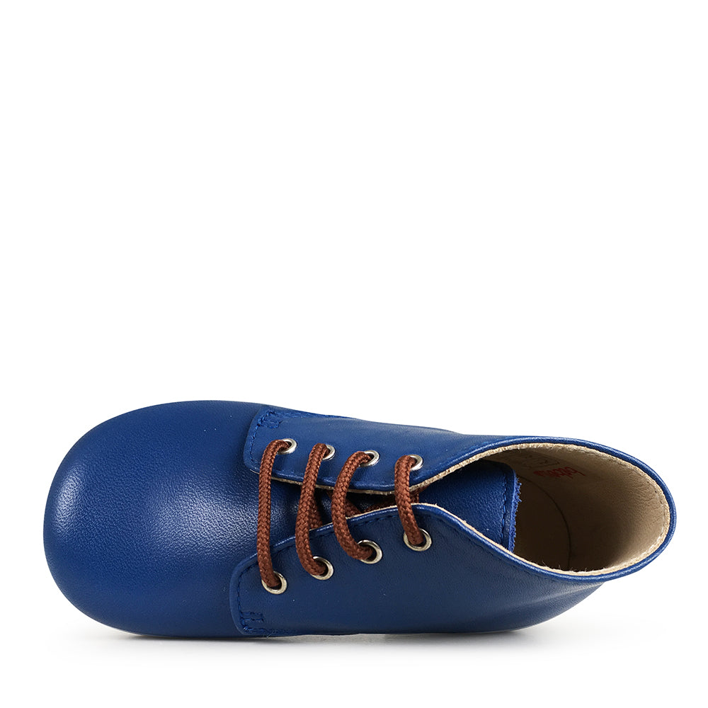 Lace-up shoe blue