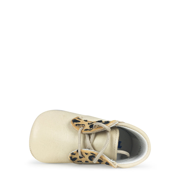 Prestapper in beige with leopard print