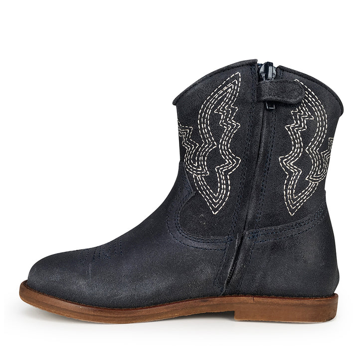 Boot dark blue