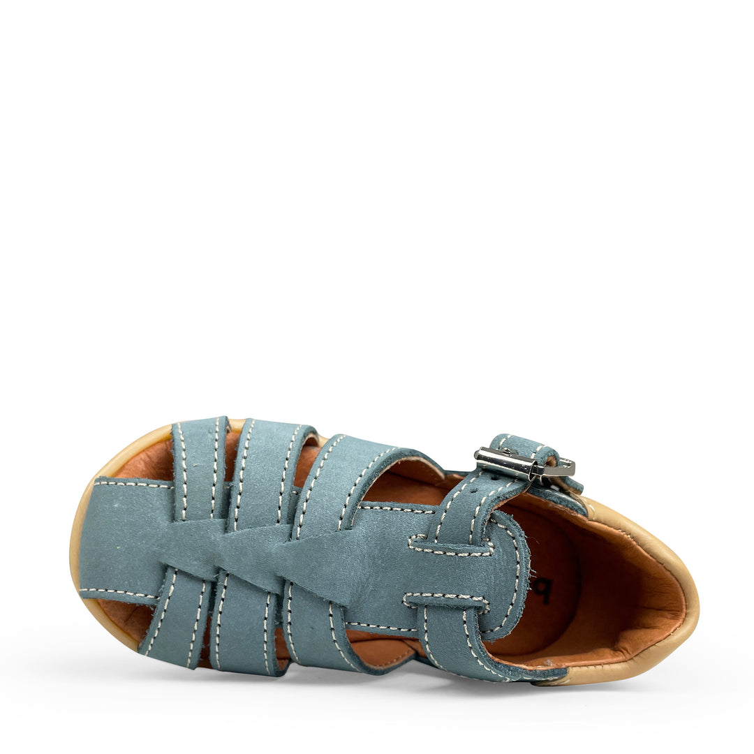 Closed sandal