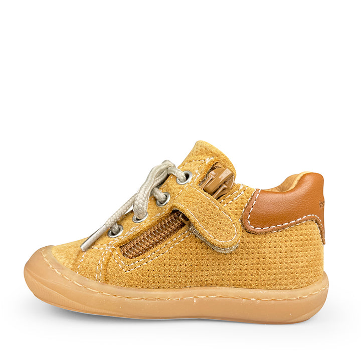 Sneaker camel