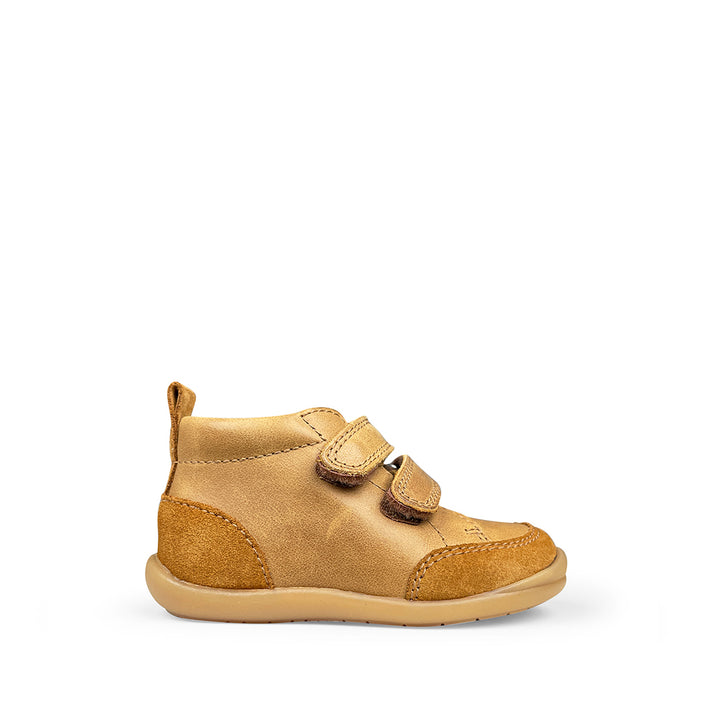 Lace-up shoe camel