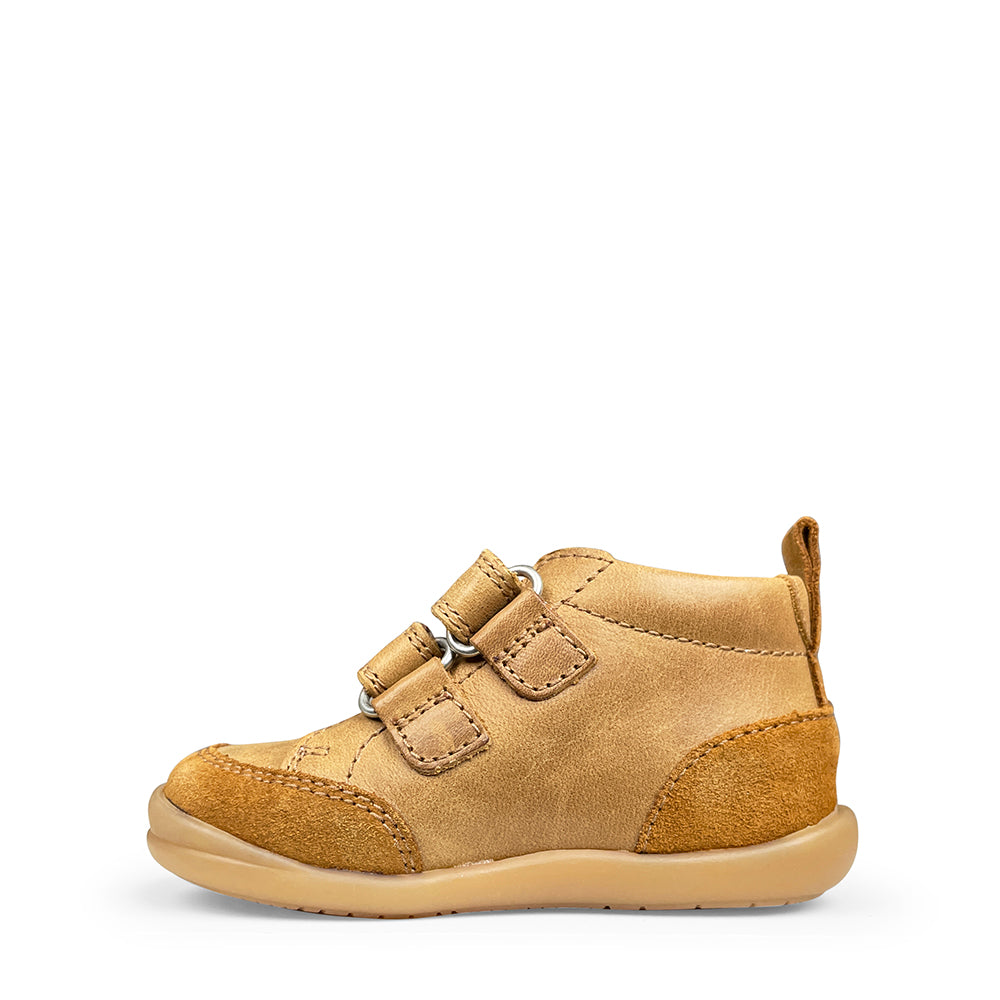 Lace-up shoe camel