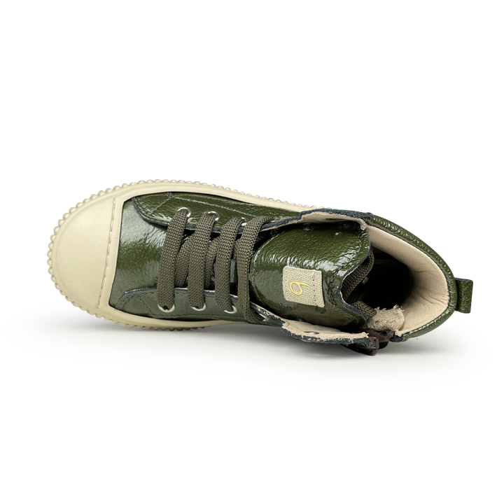 Sneaker groen met stiksels