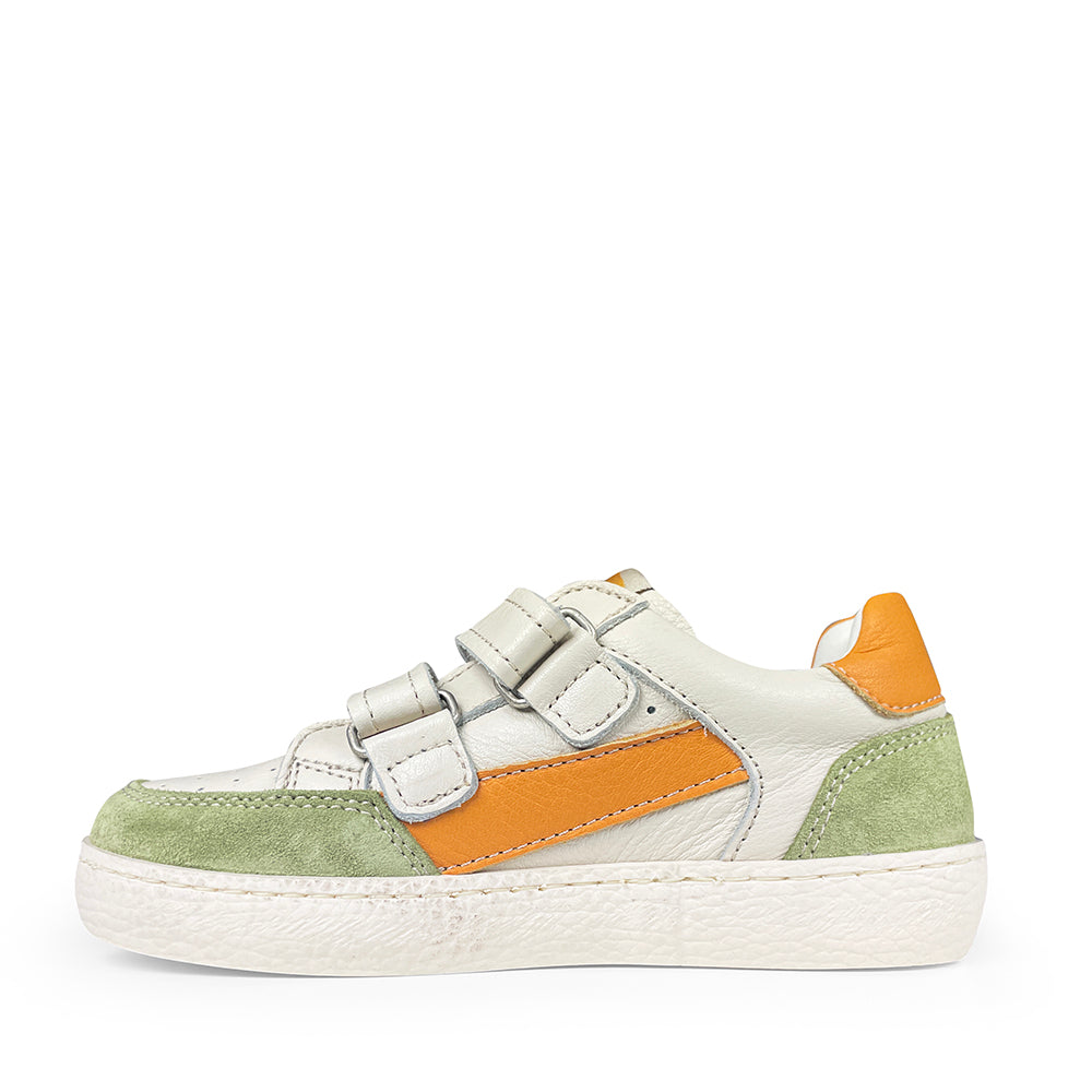 Sneaker wit, oker en groen