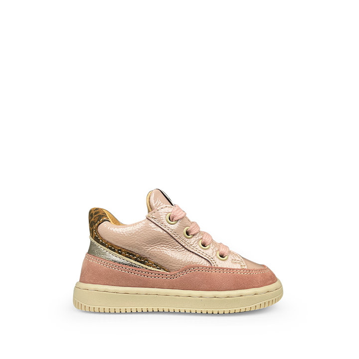 Roze sneaker