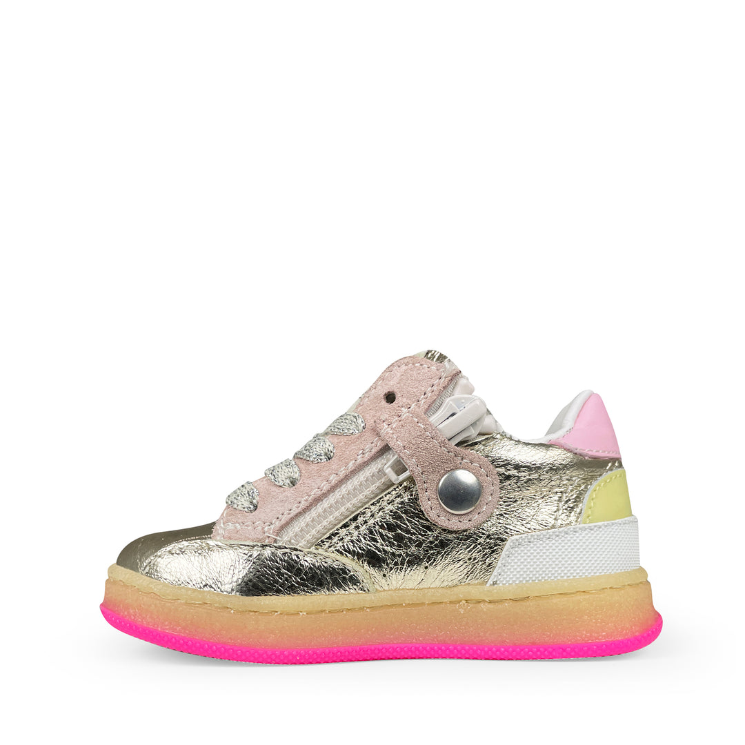 Sneaker platinum en roze