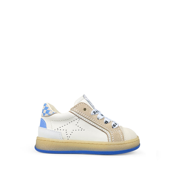 Sneaker wit met blauwe accenten