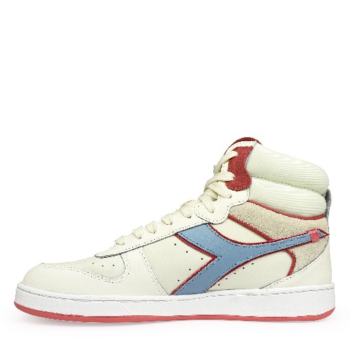 Diadora trainer White sneaker with blue en red accents