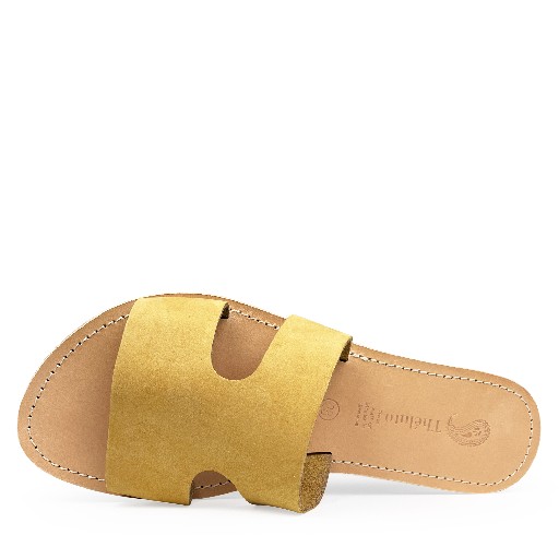 Thluto sandals Stylish ochre leather slippers Perrine