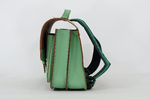 Own Stuff schooltas Lederen boekentas in pastel groen met gespsluiting