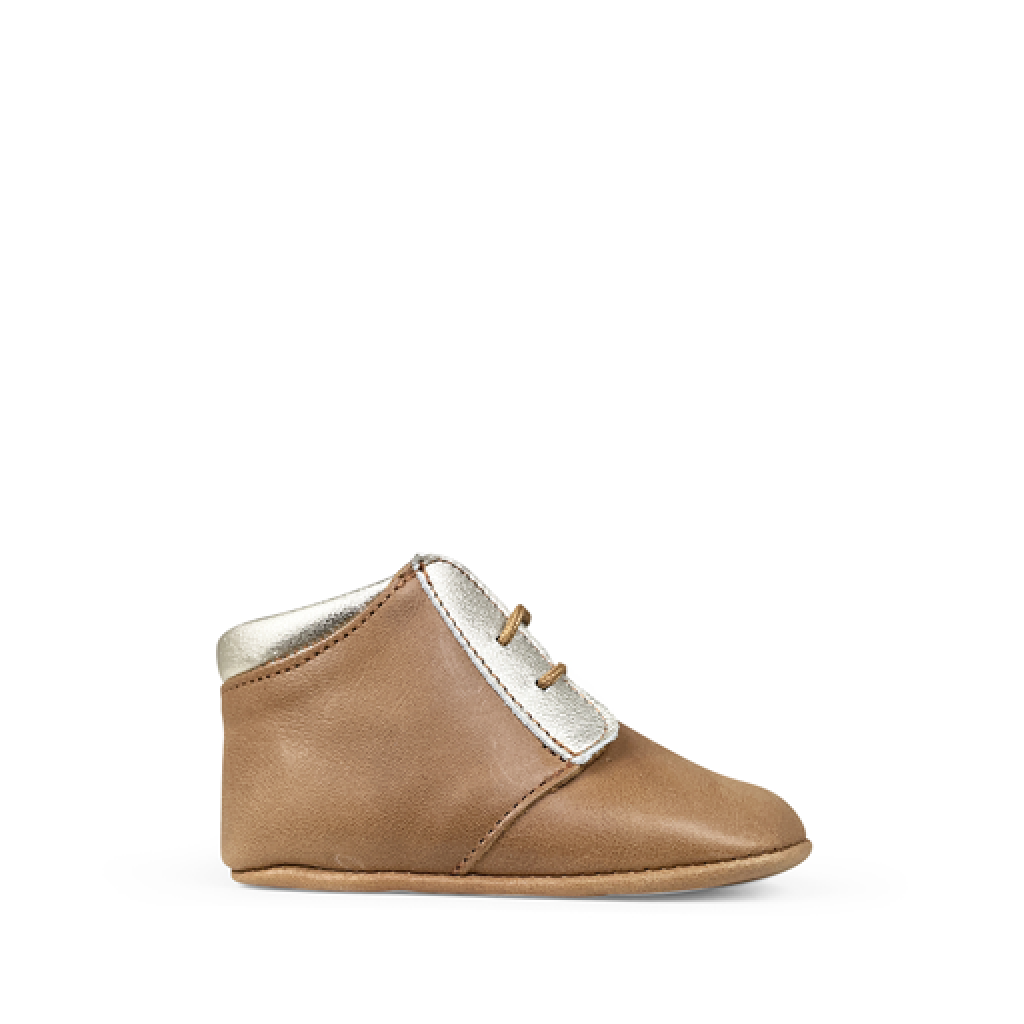 Tricati - Pre-step shoe cognac with gold details