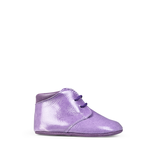 Tricati pre step shoe Prestepper purple patent leather
