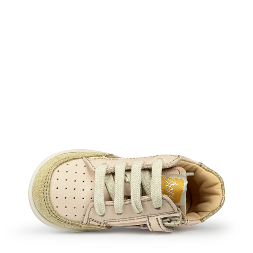 Ocra sneaker Roze presneaker met goud accent