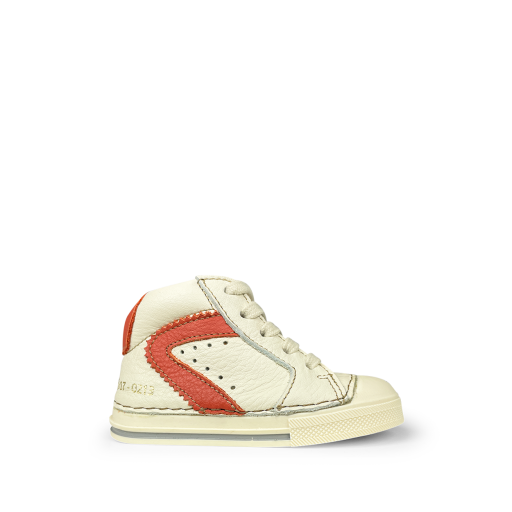 Kids shoe online Ocra trainer White sneakers with red accent
