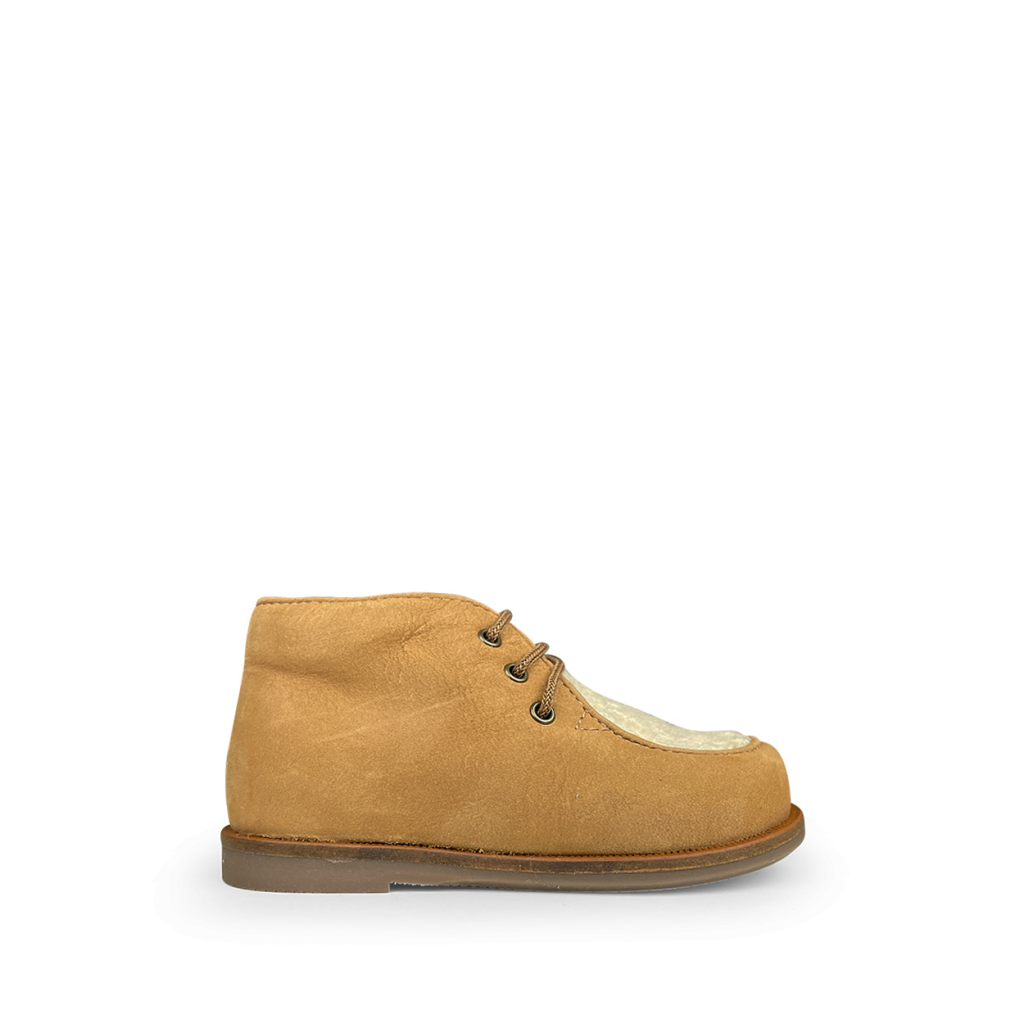 Beberlis - Brown lace-up shoe with wool accent