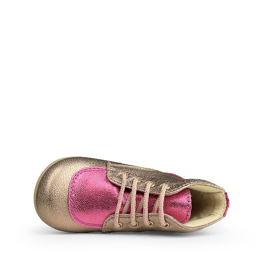 Beberlis eerste stappers Veterschoen roze metallic