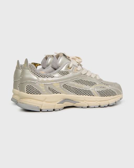 Mercer sneaker The re-run Champagne