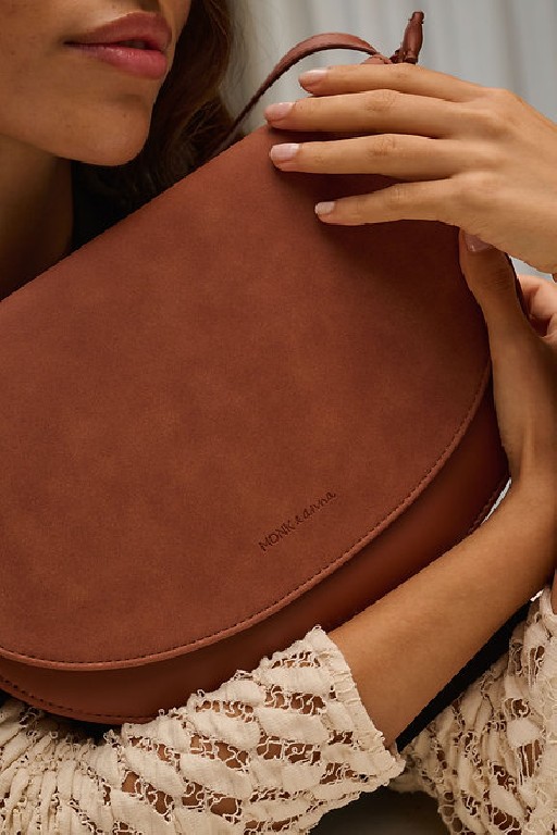 Monk & Anna bags Soma half moon bag carnelian