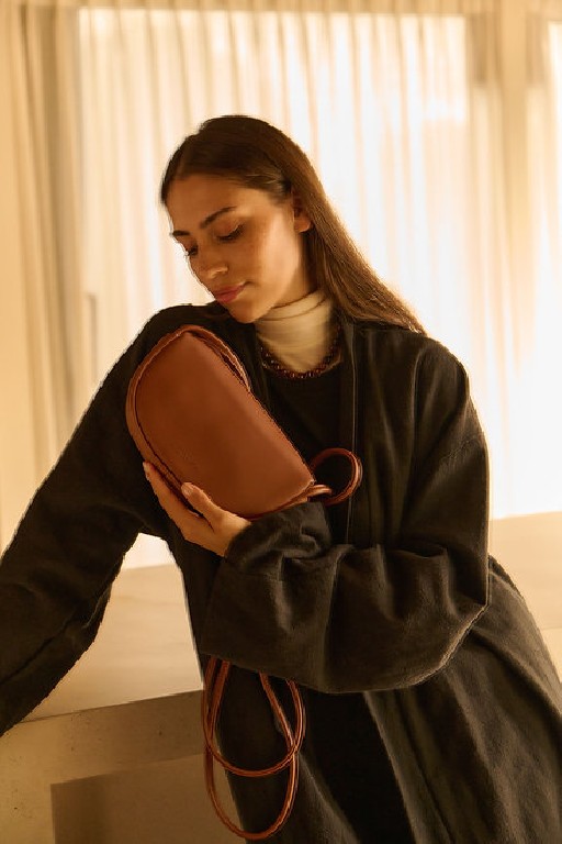 Monk & Anna bags Hikaru bag carnelian